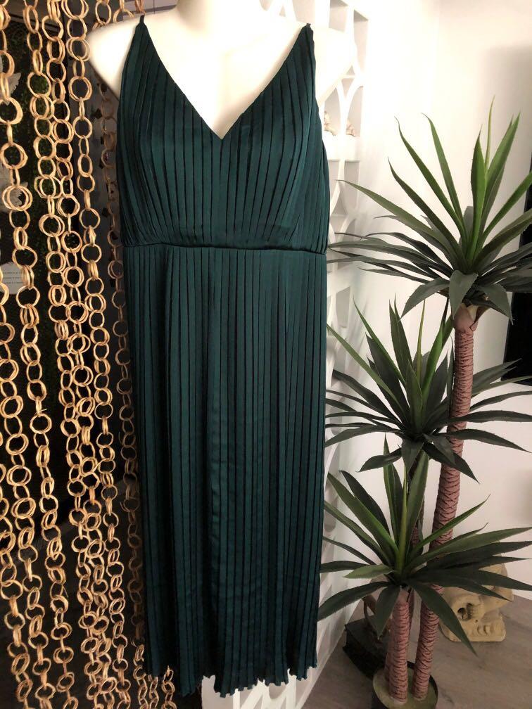 Dark green pleated warehouse spag dress Women s Fashion Dresses
