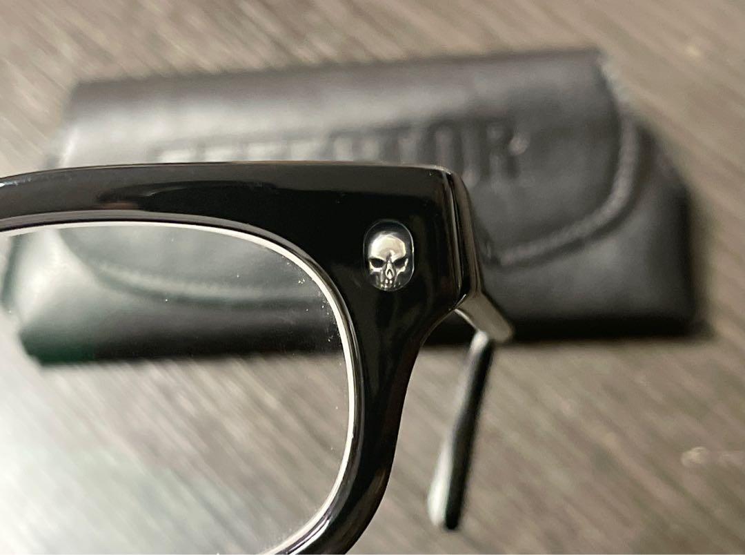 Effector （分類：眼鏡）位於 Hong Kong。 由 bape0001 提交（商品編號 1158323665，圖片 5）。簡介： Effector Gigor III fuzz limited，原價$3300購入，少戴，使用大概5-6次。9成5新！。