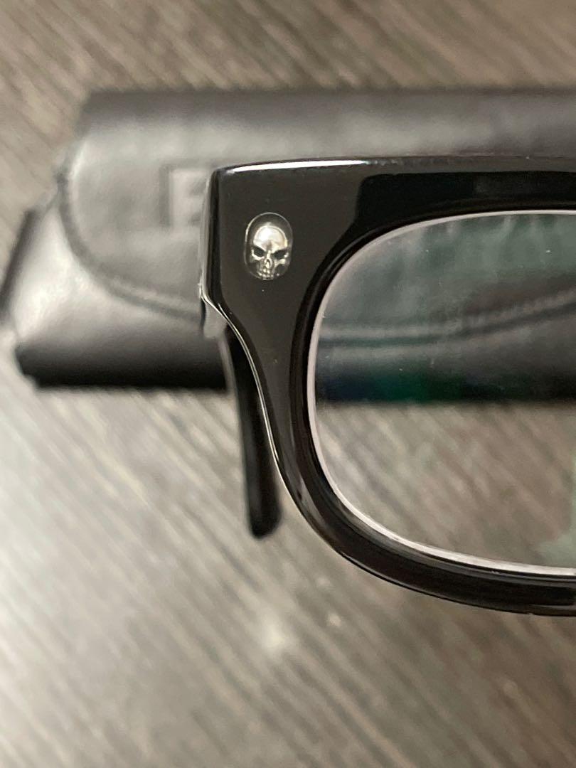 Effector （分類：眼鏡）位於 Hong Kong。 由 bape0001 提交（商品編號 1158323665，圖片 7）。簡介： Effector Gigor III fuzz limited，原價$3300購入，少戴，使用大概5-6次。9成5新！。