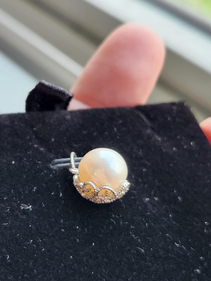 Fresh water pearl pendant only no chain included Women s Fashion Jewelry Organisers Necklaces on Carousell