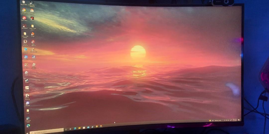 Gaming Monitor Curved Samsung 1440p 144hz 32inc Frameless Computers Tech Parts Accessories Monitor Screens On Carousell
