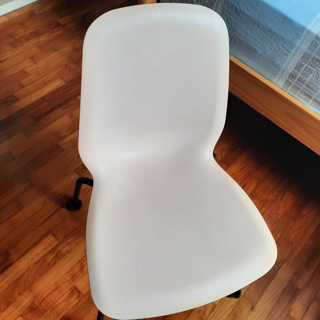 Ikea broringe chair online