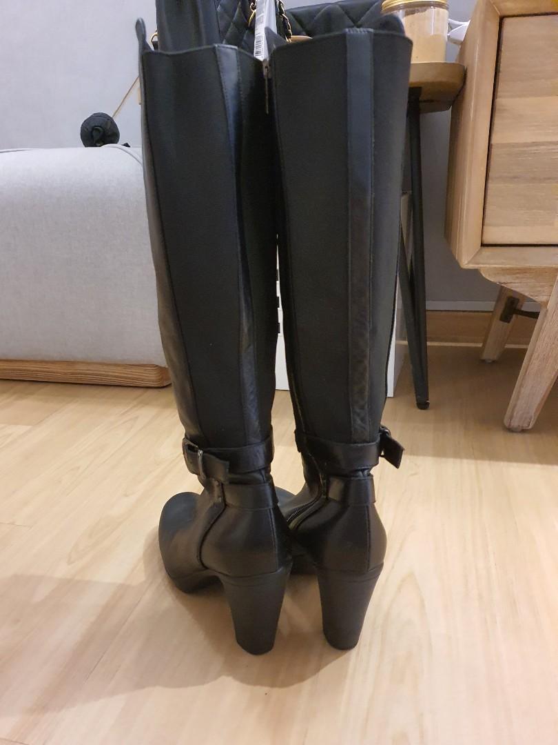 Russell and clearance bromley aquatalia