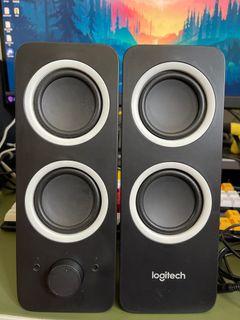 Logitech Z200