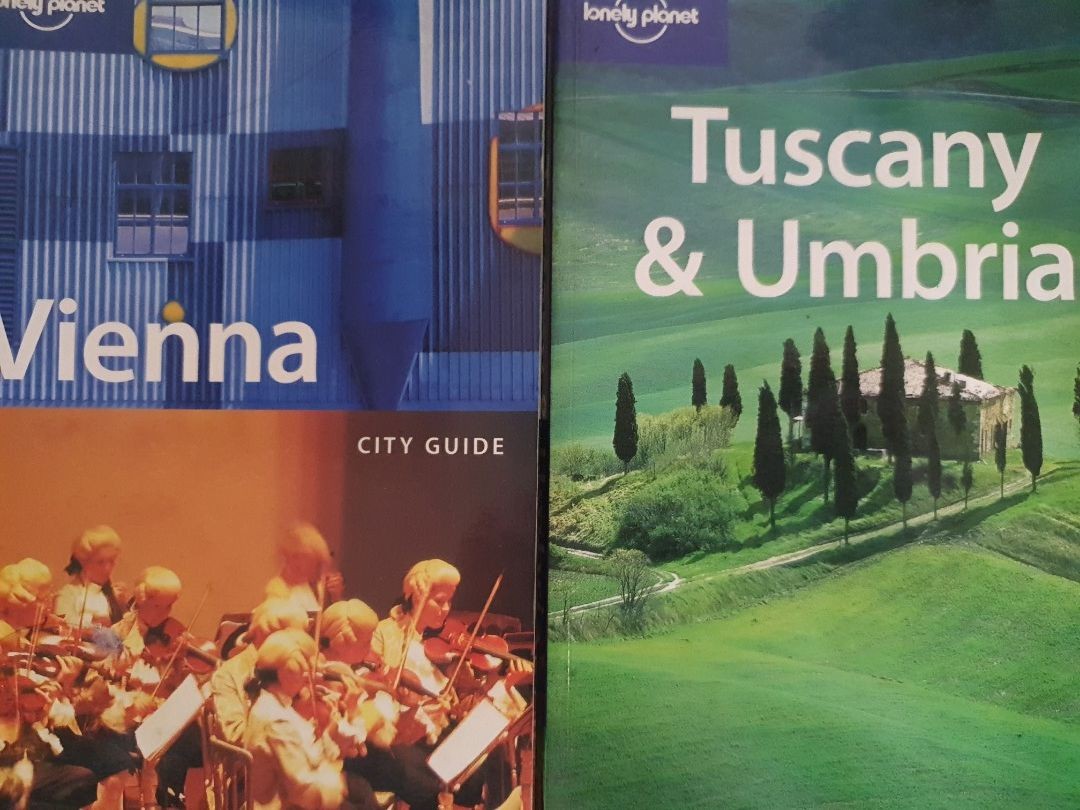 Vienna　guides　on　Travel　Lonely　Hobbies　Guides　planet　Books　Holiday　travel　Magazines,　tuscany　Umbria,　Toys,　Carousell