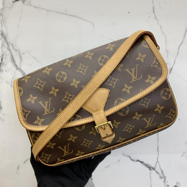 Louis Vuitton Monogram Canvas Sologne Crossbody Bag, Luxury, Bags & Wallets  on Carousell