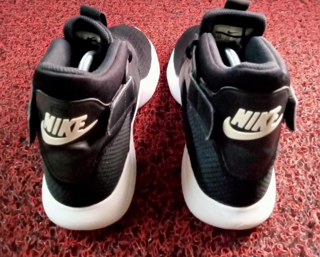Nike Incursion