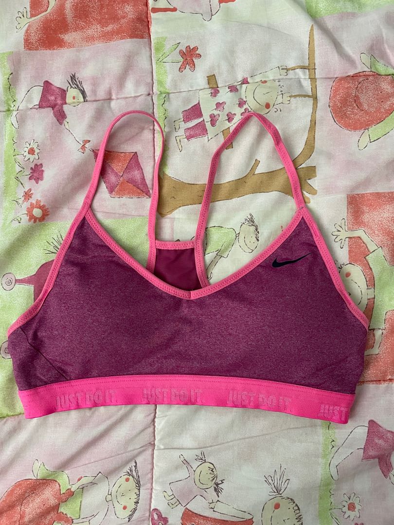 Nike Sports Bra, Size S, Women's Fashion, Activewear on Carousell