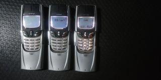 Nokia 8850  每部 $300