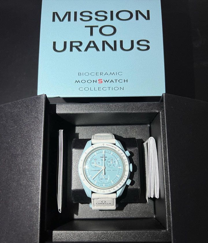 Swatch OMEGA Mission to Uranus オメガ スウォッチ ムーンスウォッチ ウラヌス 水色 - ブランド腕時計