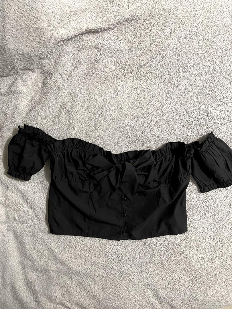 BLACK SHORT SLEEVE CROP TOP - WOMEN