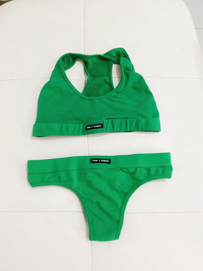 SPORTS BRA AND PANTY, Women's Fashion, Activewear on Carousell