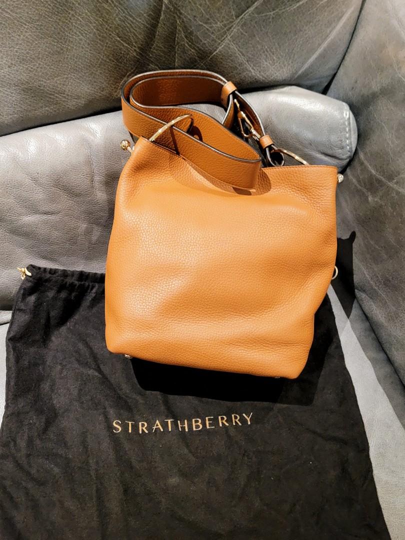 Strathberry - 🗑🖌Buckets of Buckets🗑🖌 Lana Nano Bucket Bag