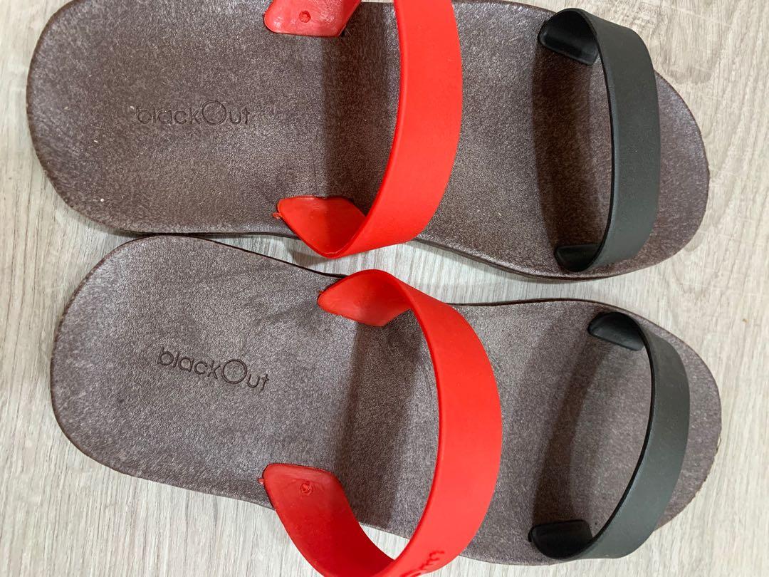 Red hotsell boys slippers