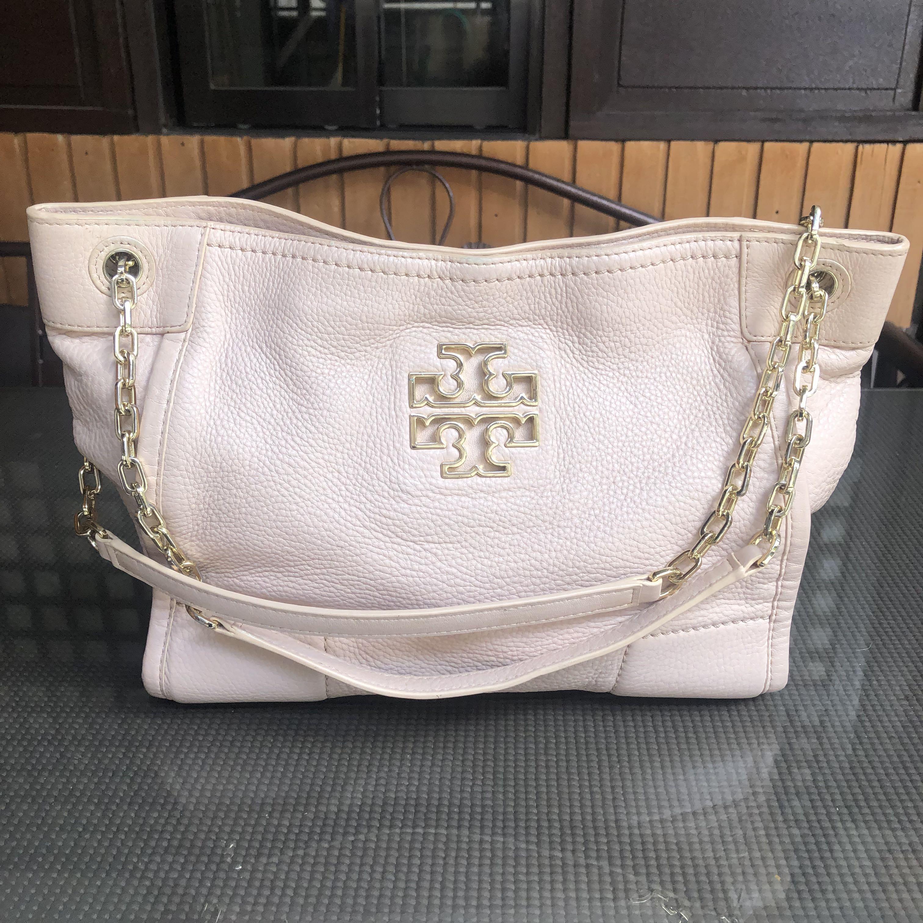 Tory Burch Britten Small Slouchy Tote Bag, Women's Fashion, Bags & Wallets, Tote  Bags on Carousell