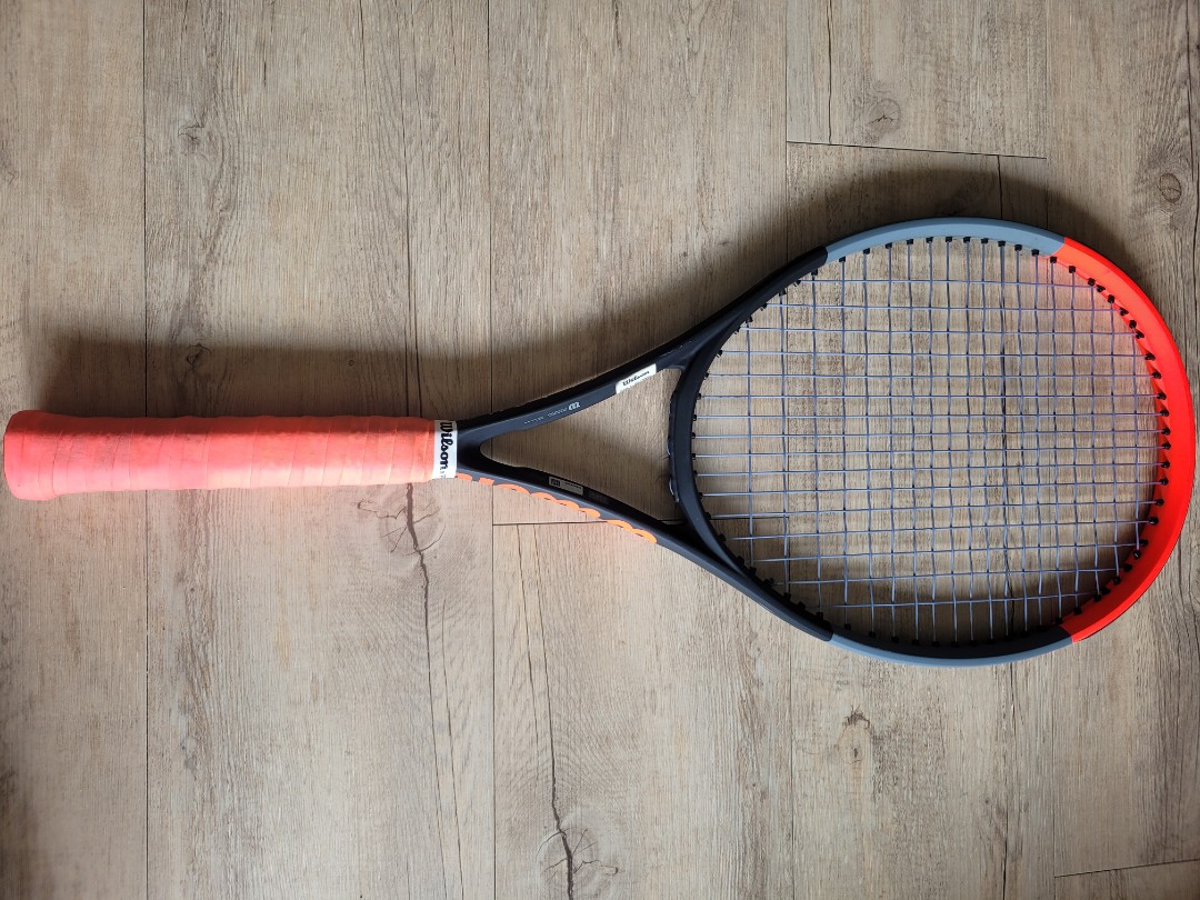 BRAND New Wilson CLASH 100 Tennis Racquet 4 1/4 L2 Racket 16x19 2019 