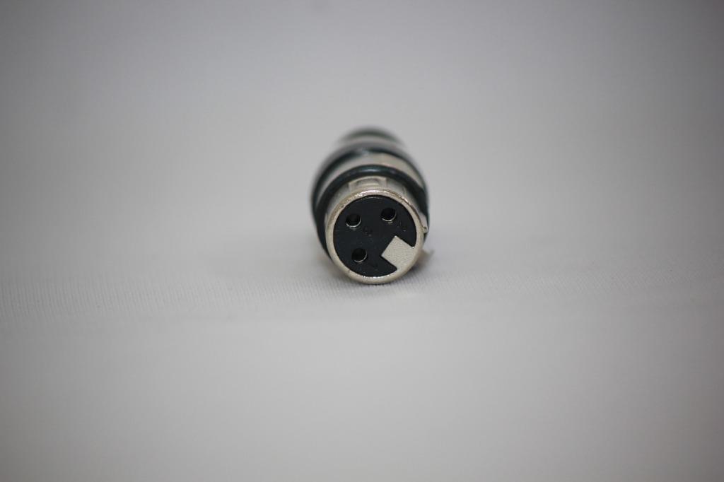 XLR 3-PIN FEMALE SILVER, AUDIO MIC CONNECTOR PLUG (Category: Microphones) located in Quezon City. Submitted by besteinpc (Listing ID 1158207691, Image 3). Description: XLR 3-PIN FEMALE SILVER, AUDIO MIC CONNECTOR PLUG BENEFITS: 👉a locking mechanism so that cables will not disconnect even if pulled 👉Sturdy and resistant to deformation 👉The shell is made of zinc alloy, the tail is made of PVC rubber sleeve, the contact point of the plug is rough