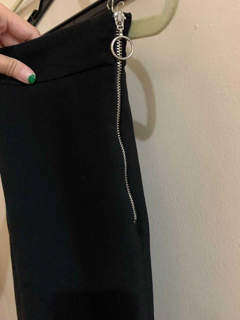 ZARA BLACK TROUSERS RUFFLE, Fesyen 