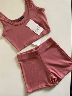 (Category: ) located in . Submitted by buymyclothes_ (Listing ID 1158352786, Image 1). Description: .