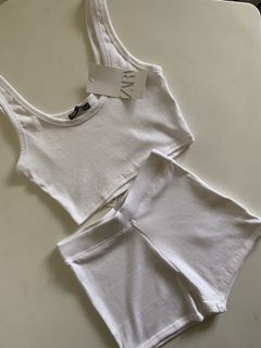 (Category: ) located in . Submitted by buymyclothes_ (Listing ID 1158352839, Image 1). Description: .