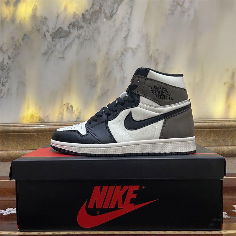 Air Jordan 1 Retro High OG Dark Mocha Size 36 36.5 37.5 40 40.5 41 42 42.5 43 44 44.5 45 46 Carousell