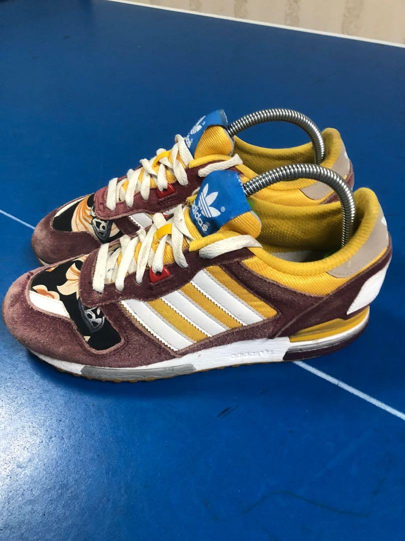 Adidas zx 700 floral 7.5 uk rm130 Men s Fashion Footwear Sneakers on Carousell
