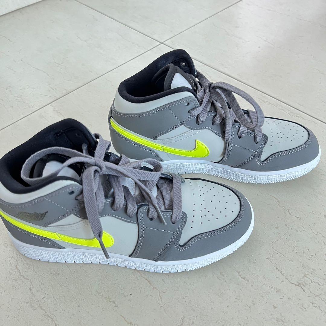 Air jordan 1 grey volt store