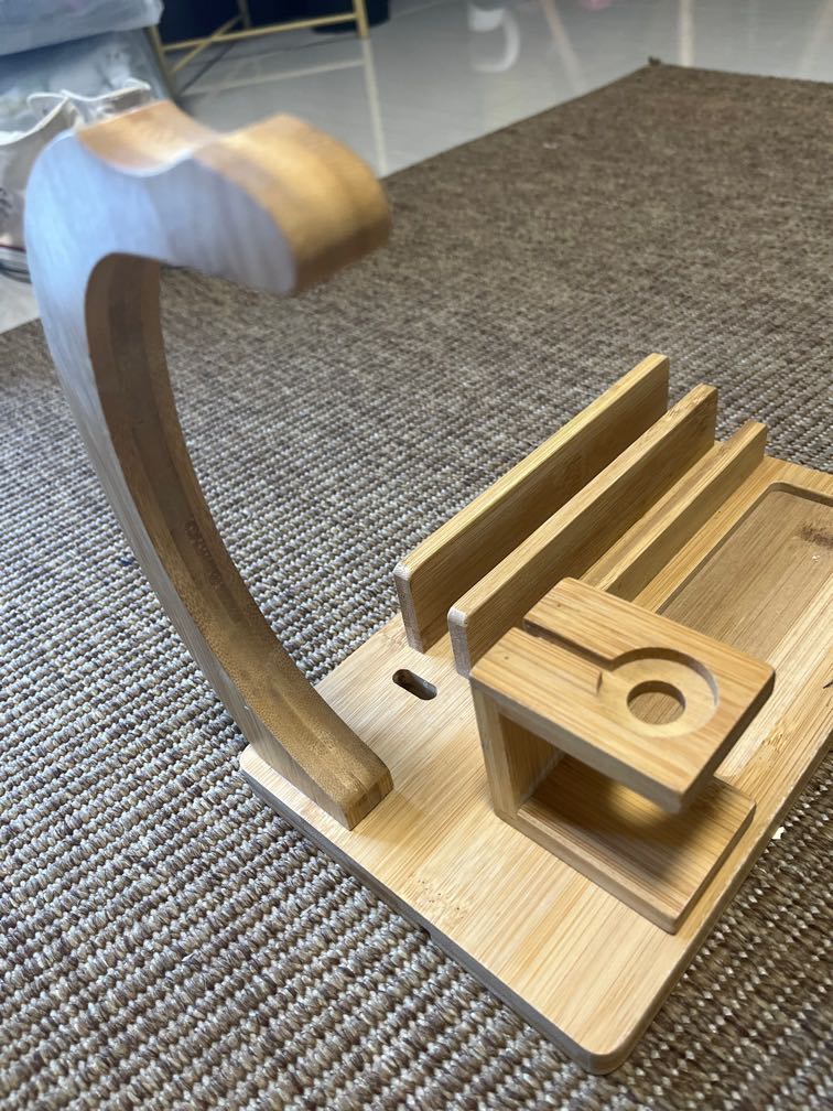 Anko Bamboo Organizer for Smartphone Headphone & Watch Stand, Women's