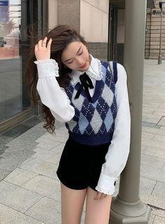 Argyle Pattern V Neck Sweater Vest
