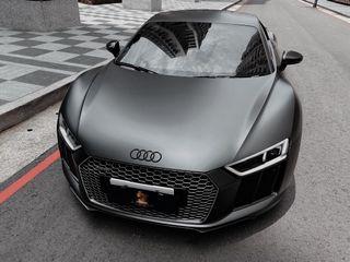 Audi R8 奧迪 跑車出租 超跑出租 婚禮場合 各式場合 廣告商演 轎車出租