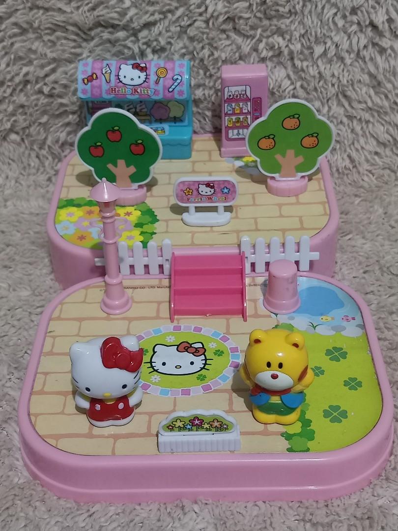 Hello kitty polly pocket top