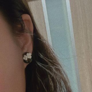 (Category: ) located in . Submitted by bitsnpieces0903 (Listing ID 1159760781, Image 1). Description: .