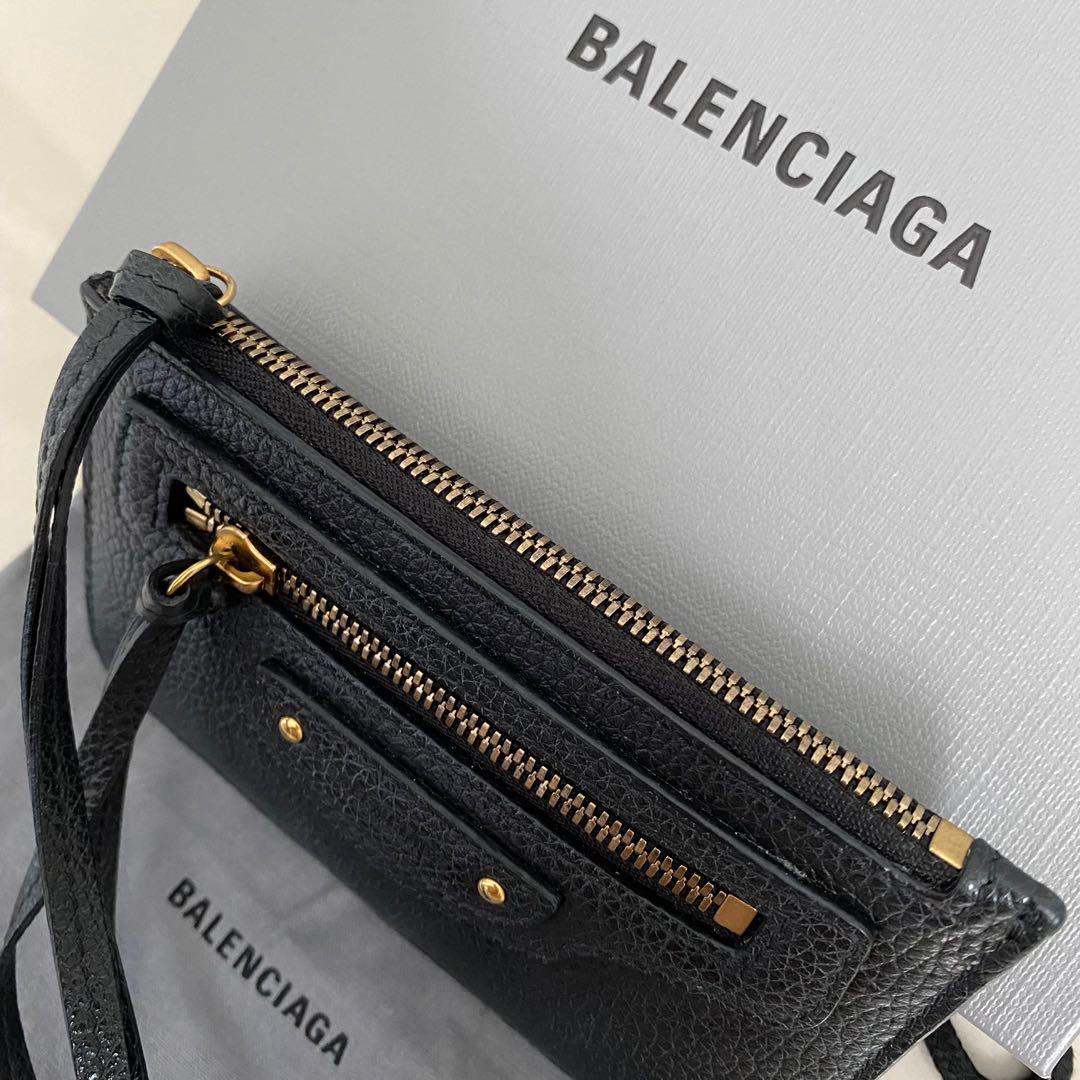 Balenciaga Neo Classic Compact Wallet City Card Holder, Women's Fashion,  Bags & Wallets, Purses & Pouches on Carousell