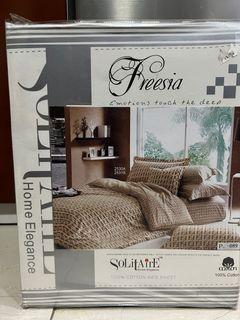 Bed Sheet Set (Queen Size Bed)