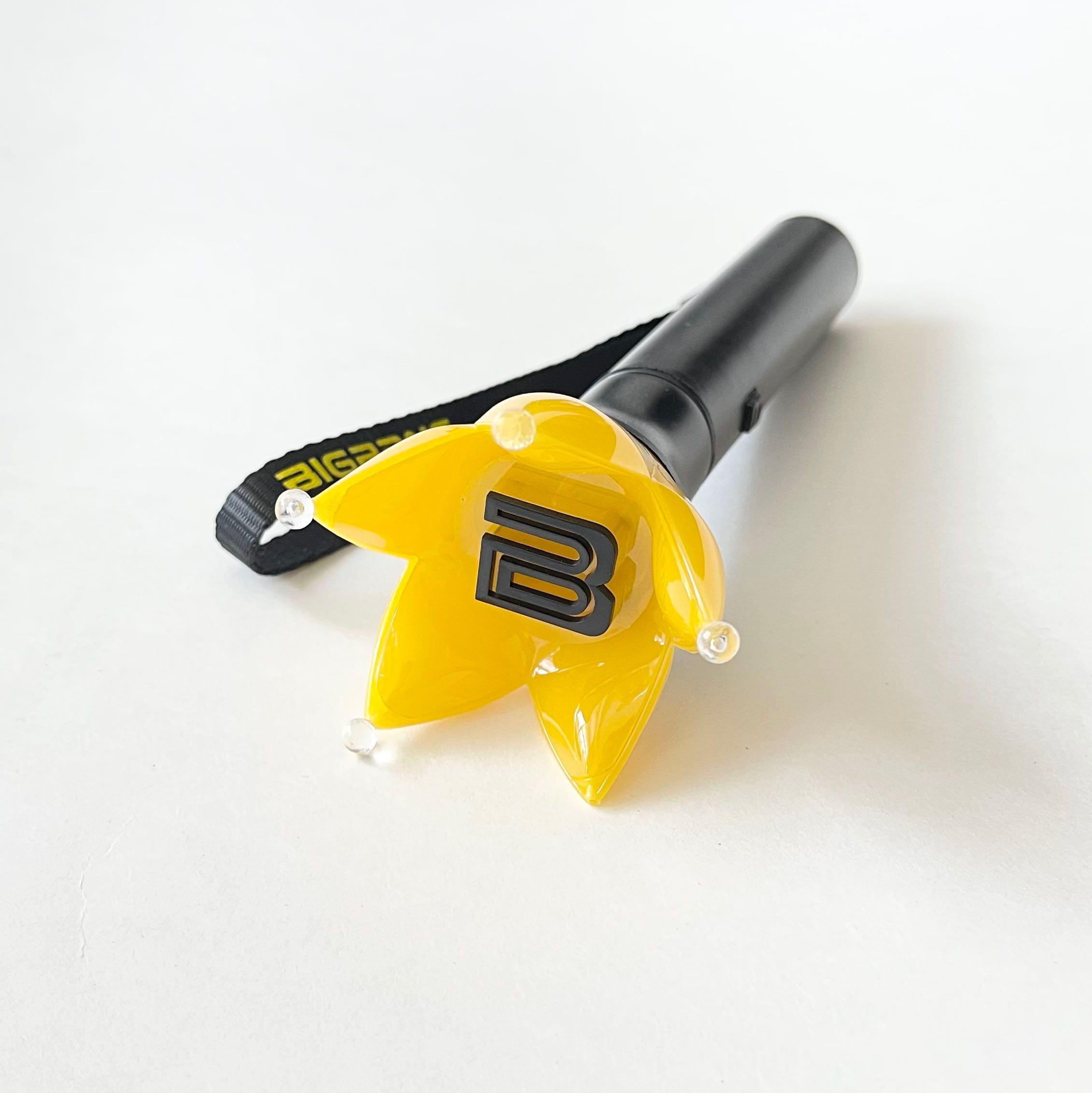 アイドル BIGBANG PORTABLE CHARGER VER 2 Big Bang Official Pen Light Stick 10th Anniversary Portable