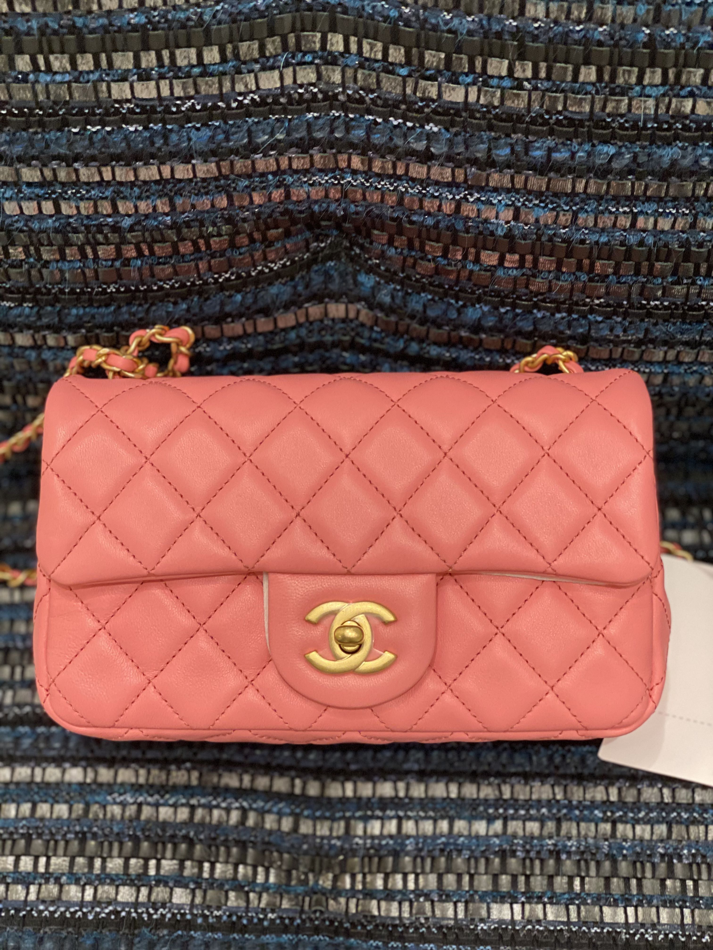 Chanel Seasonal Pearl Crush Bag in Pink, Women's Fashion, Bags