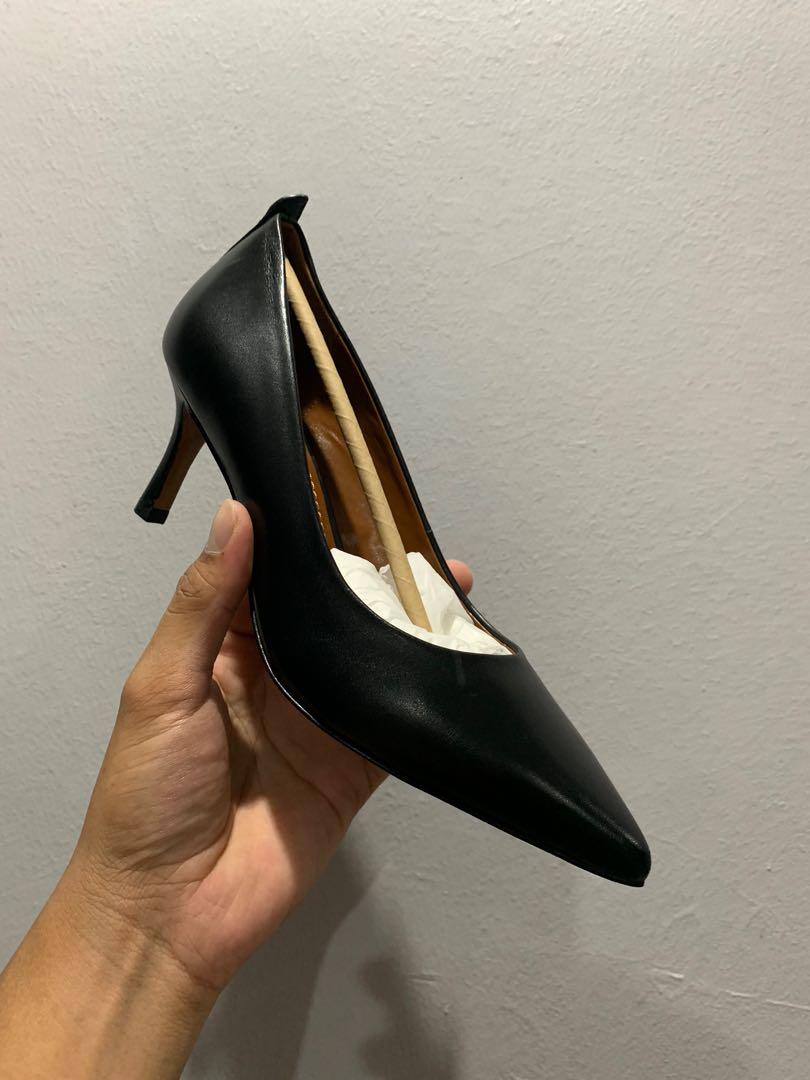 COACH WAVERLY HIGH HEELS Women s Fashion Footwear Heels on