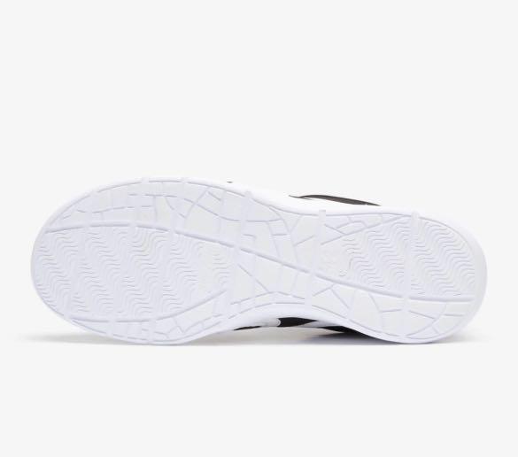 Decathlon, Men's Fashion, Footwear, Sneakers on Carousell