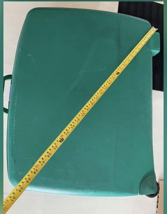 Delsey luggage with key, Hobbies & Toys, Travel, Luggage on Carousell