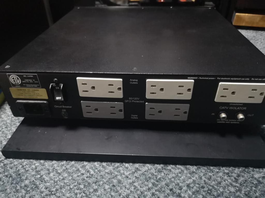Equitech power conditioner Model 2QE, Audio, Other Audio Equipment on