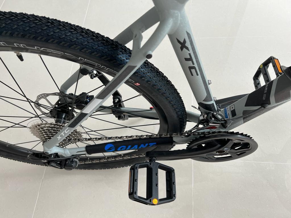 Giant XTC 800 Sports Equipment Bicycles Parts Bicycles on