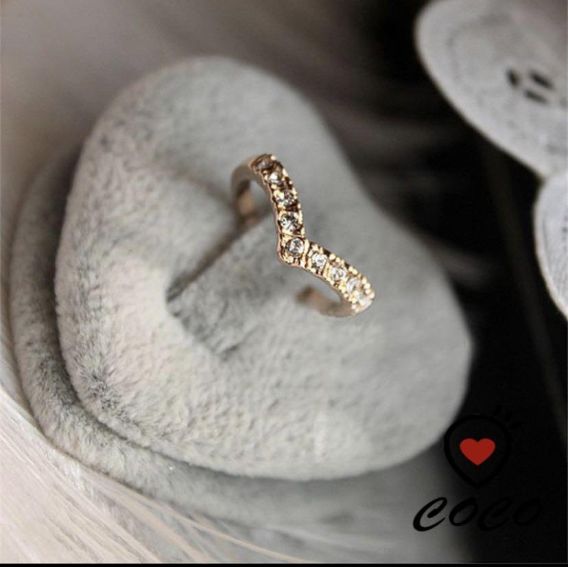 Heart shaped Diamond Ring for Women Delicate Index Finger Rings