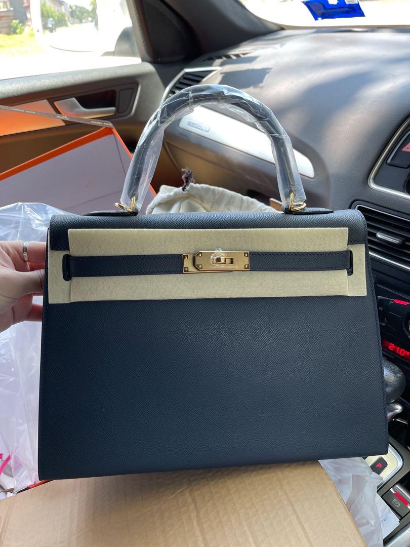 HERMÈS Kelly 25 Sellier Bleu Glacier Ostrich leather GHW, Luxury, Bags &  Wallets on Carousell