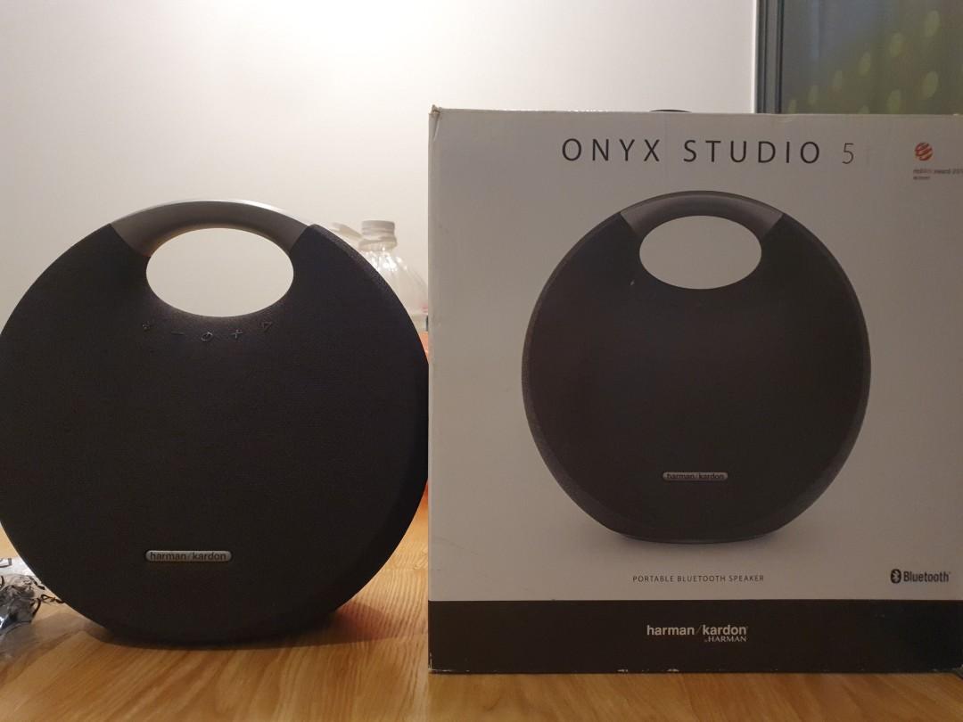 HK onyx studio 5 Audio Soundbars Speakers Amplifiers on Carousell
