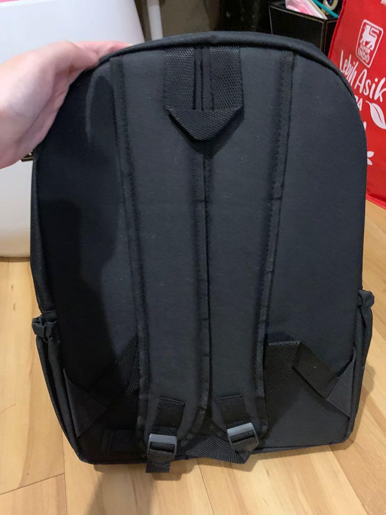 Initial T Backpack, Barang Mewah, Tas 