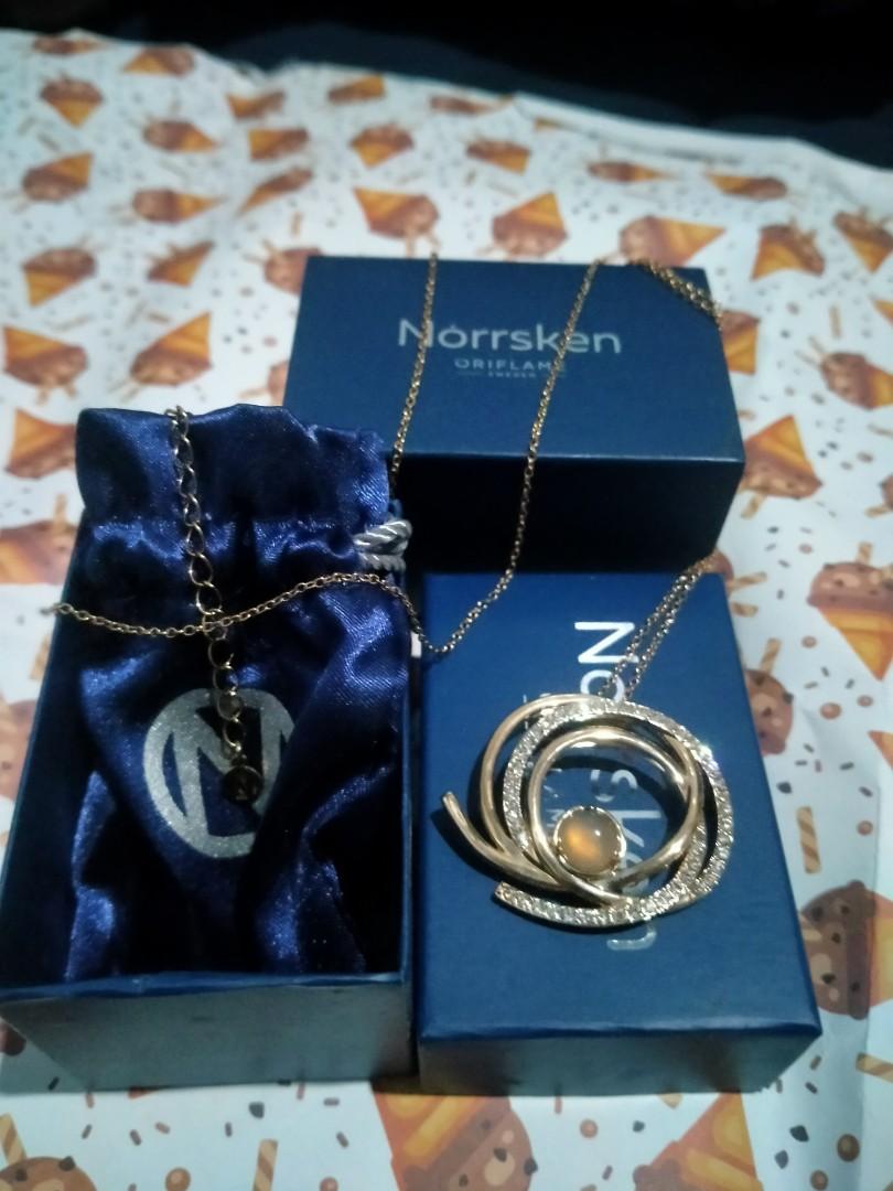 Agate aura pendant necklace oriflame 2025