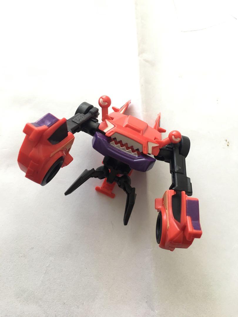 Clampdown transformer toy 2025
