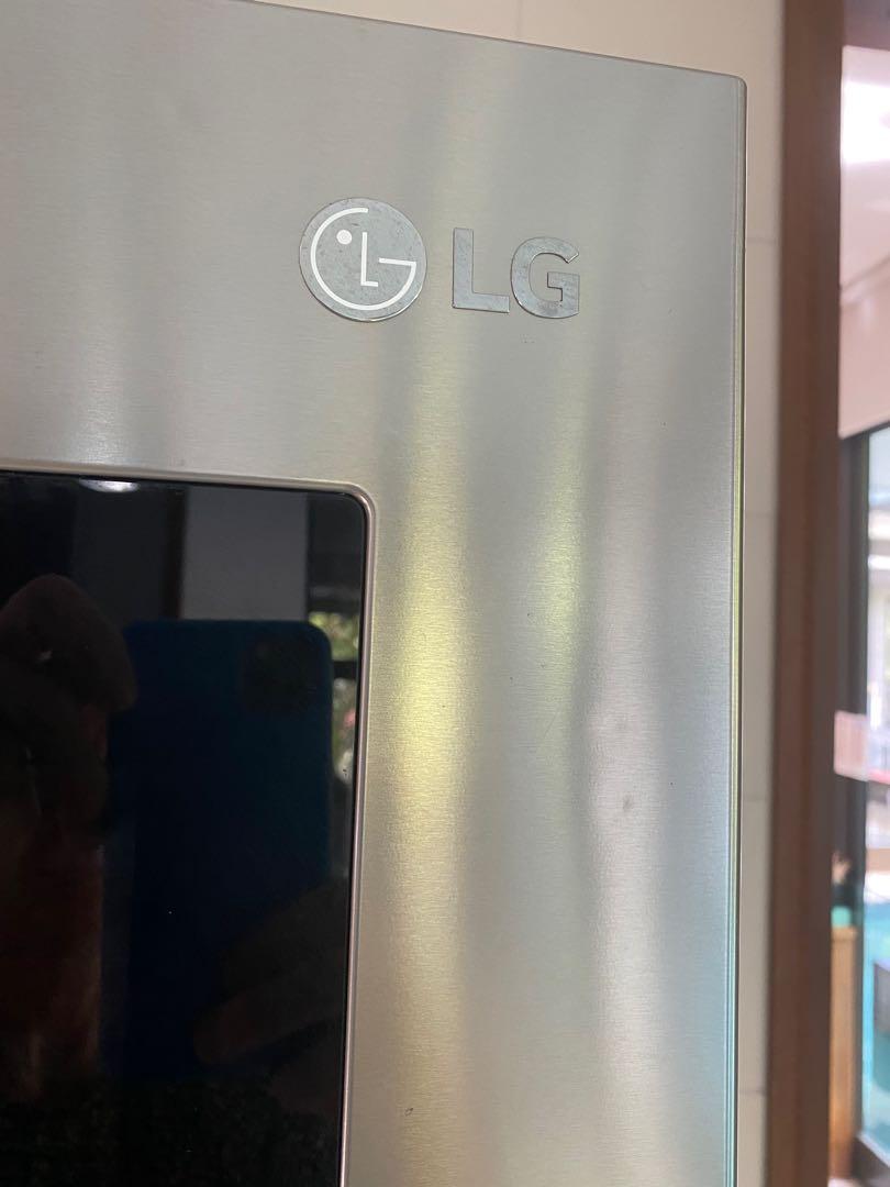 LG 601L side by side fridge freezer, TV & Home Appliances, Kitchen