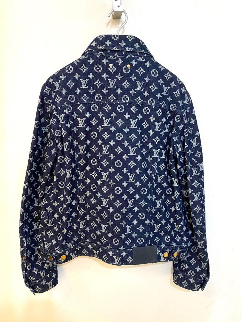 Louis Vuitton Monogram Printed Denim Jacket Indigo. Size 50