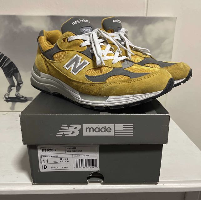 New balance 992 gold 2025